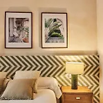 Apartment Deluxe By Livework