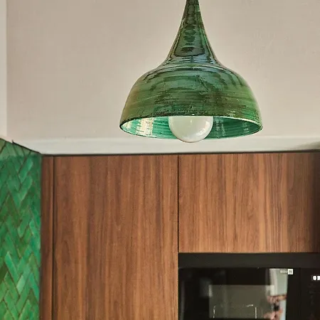 Deluxe By Livework *